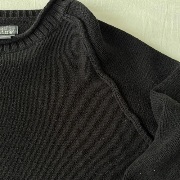 Black Sweater - Picture 3 of 3